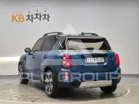 2023 Mini COUNTRY