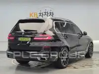 2024 BMW X7