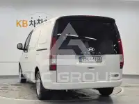 2025 Hyundai Staria