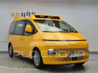 2025 Hyundai Staria