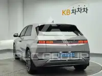 2024 Hyundai Ioniq