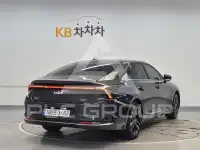 2025 KIA K8