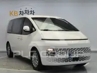 2025 Hyundai Staria