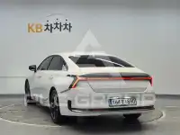 2025 KIA K8