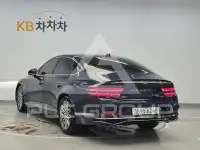 2025 Genesis G80