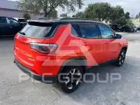 2017 Jeep COMPASS photo