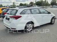 2016 Toyota AURIS