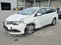 2016 Toyota AURIS