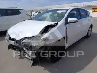 2016 Toyota AURIS