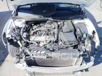2017 Infinity Q30