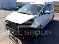 2017 KIA Carens