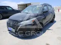2022 Nissan KICKS