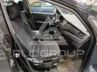 2016 KIA Carens