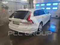 2017 Volvo V90