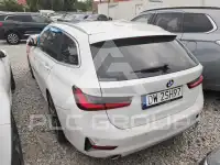 2022 BMW 320