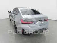 2023 BMW 320