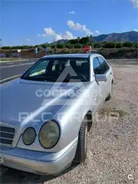 1993 Mercedes Benz 220