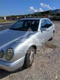 1993 Mercedes Benz 220