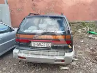 1995 Mitsubishi Space Wagon