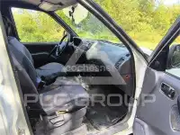 1998 Nissan Terrano