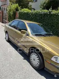 1999 Volvo S40