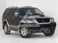 2000 Mitsubishi MONTERO