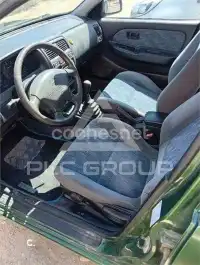 2000 Nissan ALMERA