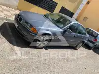 2000 BMW 3 series
