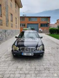 2000 Mercedes Benz C-Class