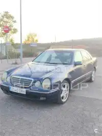 2000 Mercedes Benz E-Class