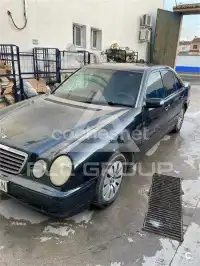 2000 Mercedes Benz E-Class