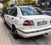 2000 Volvo S40