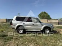 2000 Toyota LAND CRUISER
