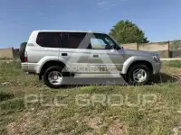 2000 Toyota LAND CRUISER