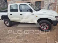 2000 Toyota Hilux