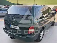 2000 KIA Carnival