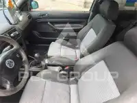 2000 Volkswagen GOLF