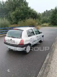 2000 Renault Clio
