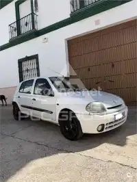 2000 Renault Clio