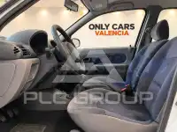 2000 Renault Clio