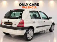 2000 Renault Clio