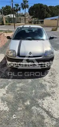 2000 Renault Clio