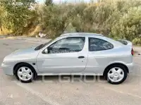 2000 Renault Megane