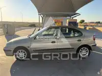 2000 Renault Megane