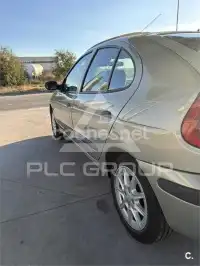 2000 Renault Megane
