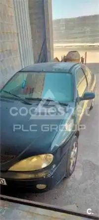 2000 Renault Megane