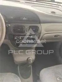 2000 Renault Megane