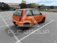 2000 Seat Arona