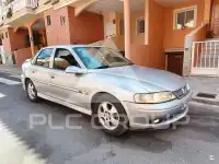 2000 Opel Vectra