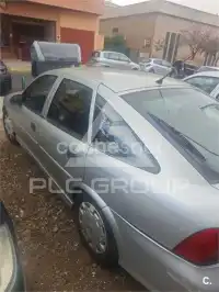 2000 Opel Vectra